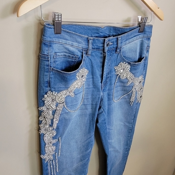 Venus Jeans Jewel Embellished Skinny Stretch Jeans Size 2 - Picture 3 of 12